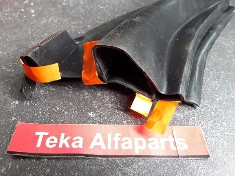 Alfa Romeo 146 Zijraam rubber links 60629955 - 2