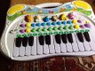 Kinderpiano keyboard / piano - volop geluid - van dieren - div. soorten muziek enz - i.p.st. 8,25 - 0 - Thumbnail