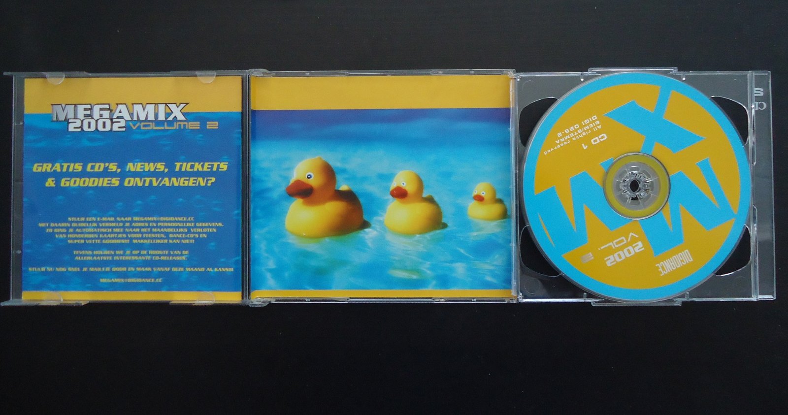 Te koop de originele CD Megamix 2002 Volume 2 van Digidance. - Afbeelding 3