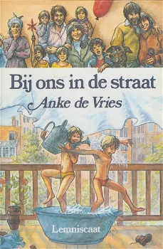 BIJ ONS IN DE STRAAT - Anke de Vries (2) - 0