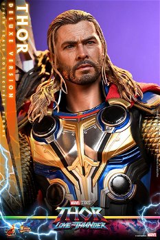 Hot Toys Thor Love and Thunder Deluxe MMS656 - 2