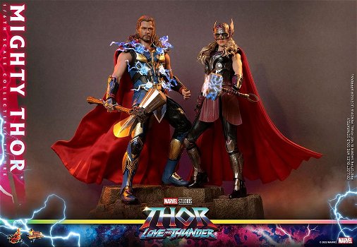 Hot Toys Thor Love And Thunder Mighty Thor Figure MMS663 - 6