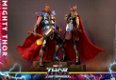 Hot Toys Thor Love And Thunder Mighty Thor Figure MMS663 - 6 - Thumbnail