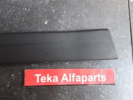 Alfa Romeo 75 TS Spoiler Sierlijst Rechts 161247532400 - 3