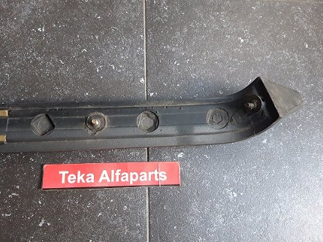 Alfa Romeo 75 TS Spoiler Sierlijst Rechts 161247532400 - 4