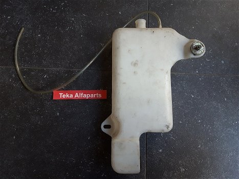 Alfa Romeo Alfasud Sprint Ruitenwissersproeierreservoir Achter Wasserbehälter 60746508 - 1