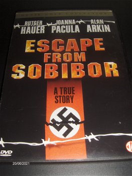 Escape from Sobibor+Haar naam was Sarah+Hoe duur was de Suiker+Red Dust. - 0