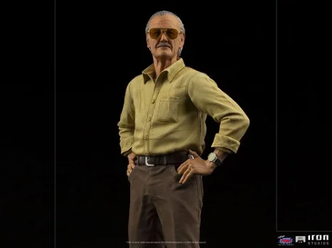 HOT DEAL Iron Studios Marvel Stan Lee Legacy Statue - 4