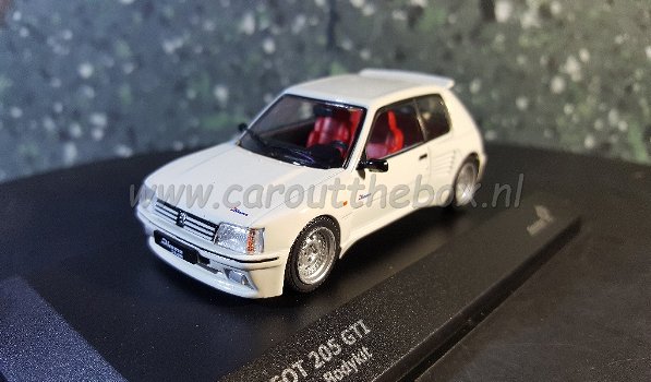 Peugeot 205 DIMMA wit 1:43 Solido - 1