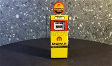 Wayne 505 Gas Pump MOPAR PARTS 1:18 Greenlight