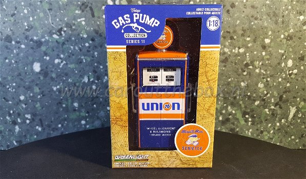 Tokheim 350 twin gas pump UNION 1:18 Greenlight - 2