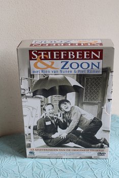 3 dvdbox Stiefbeen & Zoon - 0