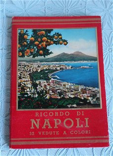 Ricordo di Napoli. 32 vedute.