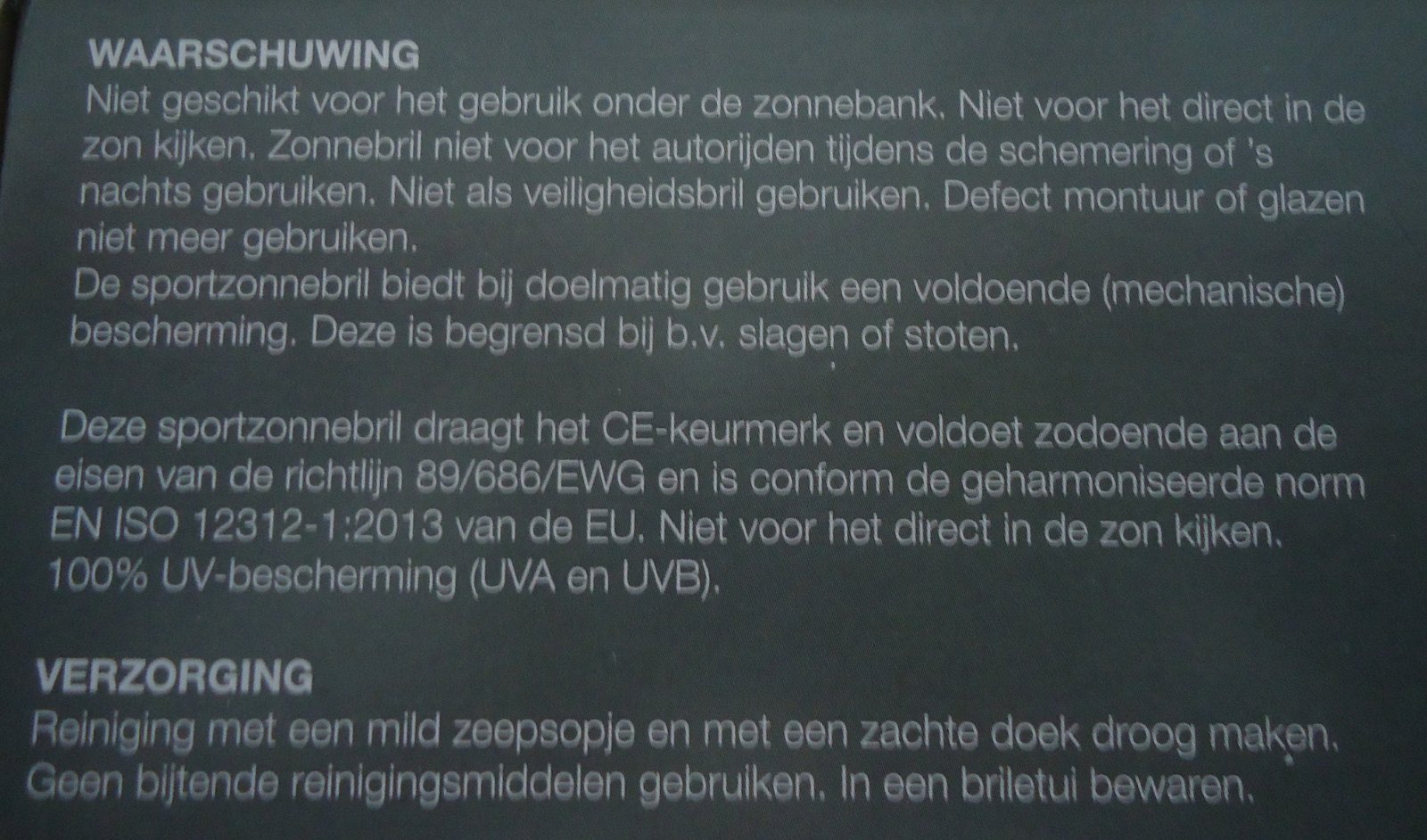 Te koop nieuwe sportzonnebril met reserve glazen (+ etui). - Afbeelding 3