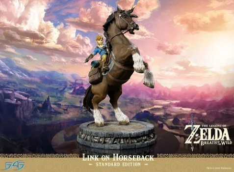 First 4 Figures The Legend of Zelda Breath of the Wild Link on Horseback - 0