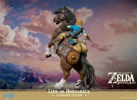 First 4 Figures The Legend of Zelda Breath of the Wild Link on Horseback - 4