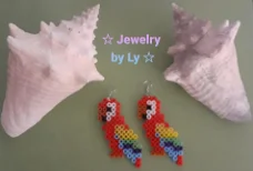 Handmade strijkkralen oorbellen papegaai Jewelry by Ly
