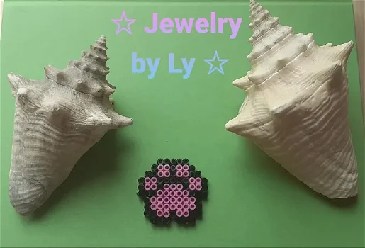 Handmade koelkastmagneet hondenpoot roze Jewelry by Ly - 0