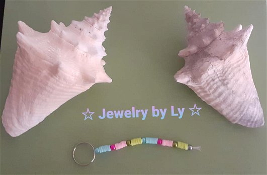 Handmade kralen sleutelhanger blauw roze groen Jewelry by Ly - 0