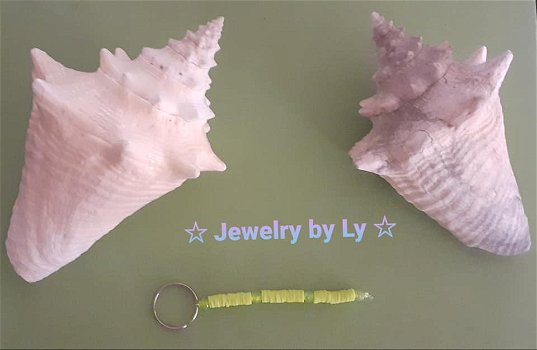 Handmade kralen sleutelhanger groen Jewelry by Ly - 0