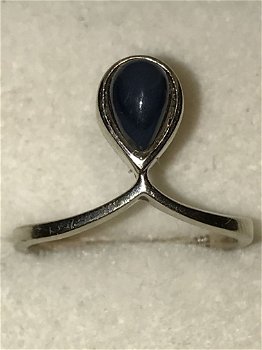 witgouden ring met blauw edelsteentje - 0