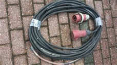 Krachtstroomkabel 5 aderig 6mm2 met 32A stekkers 20 mtr