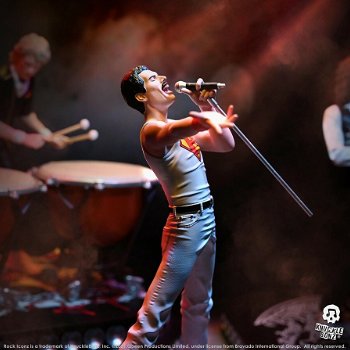 Freddie Mercury Rock Iconz statue - 1