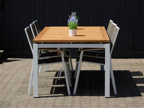 Tuinset , 6 stoelen en tafel - 4