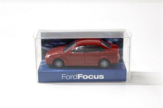 1:87 Rietze Ford Focus sedan 1998 rood - 2