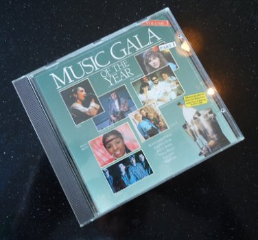 Verzamel-CD Music Gala Of The Year Vol. 3 Part 1 van Arcade. - 5