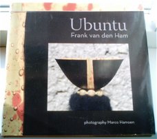 Ubuntu. Frank van den Ham. ISBN 9081116517.