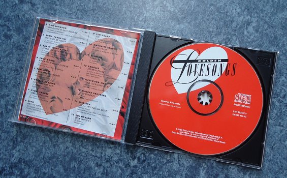 Te koop de originele verzamel-CD Golden Lovesongs van Sony. - 2