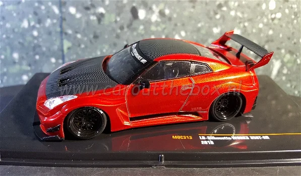 LB-Silhouette Works 35GT-RR rood 2019 1:43 Ixo V720 - 0