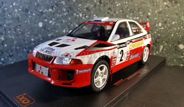 Mitsubishi Lancer RS evo V #2 1:18 Ixo V746 - 1