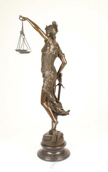 Vrouwe Justitia bronzen beeld , gigantische Justitia - 3