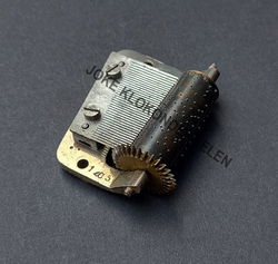 = Speeldoosje = regulateur = 48102