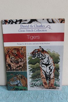 Borduurboek Tigers/Tijgers - 0