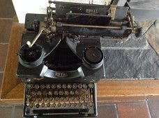  typemachine  ROYAL - oud