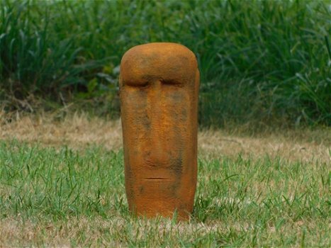 Moai beeld , tuinbeeld - 1