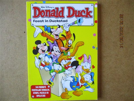 adv7027 donald duck feest in duckstad - 0