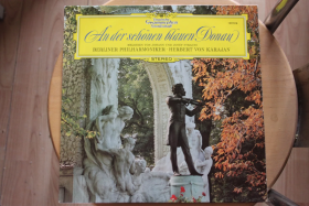 28c - lp - berliner philharmoniker - herbert von karajan - an der schonen blauen donau - dgg - nr. 1