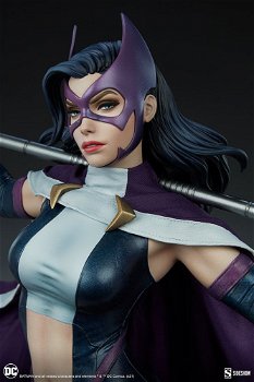 Sideshow Collectibles Huntress Premium Format - 3