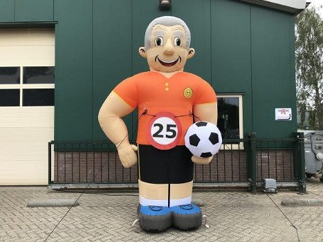 Abraham pop Voetballer te huur, landelijke bezorging mogelijk - 1