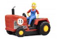 Sarah pop Boerin op Tractor te huur, landelijke bezorging mogelijk - 2 - Thumbnail