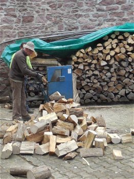 VERKOOP VAN GOEDE KWALITEIT BRANDHOUT EN GRATIS VERZENDING. - 1