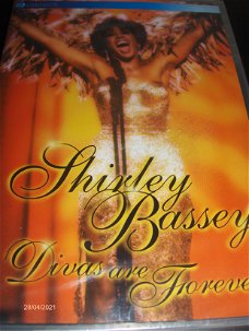 Shirley Bassey-Divas are Forever+Nat King Cole-Mona Lisa+Barbara Dickson+Becaud L' Olympia.
