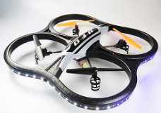 RC Quadcopter Ufo X30V 2.4 GHz met camera en led verlichting