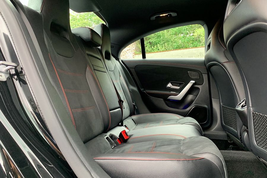 Mercedes CLA 180 1.4i AMG-Line Automaat - 05 2019 - Afbeelding 7