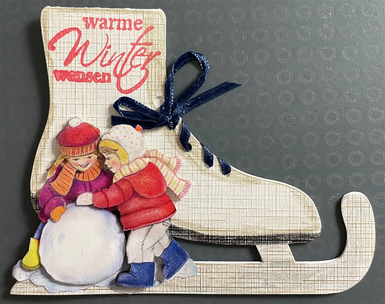 Winter --- Kinderen met een grote sneeuwbal - nr. 1
