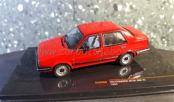 VW Jetta rood 1984 1:43 Ixo V753 - 0